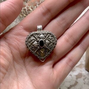 Antique Garnets and Sterling Silver 925 Heart locket